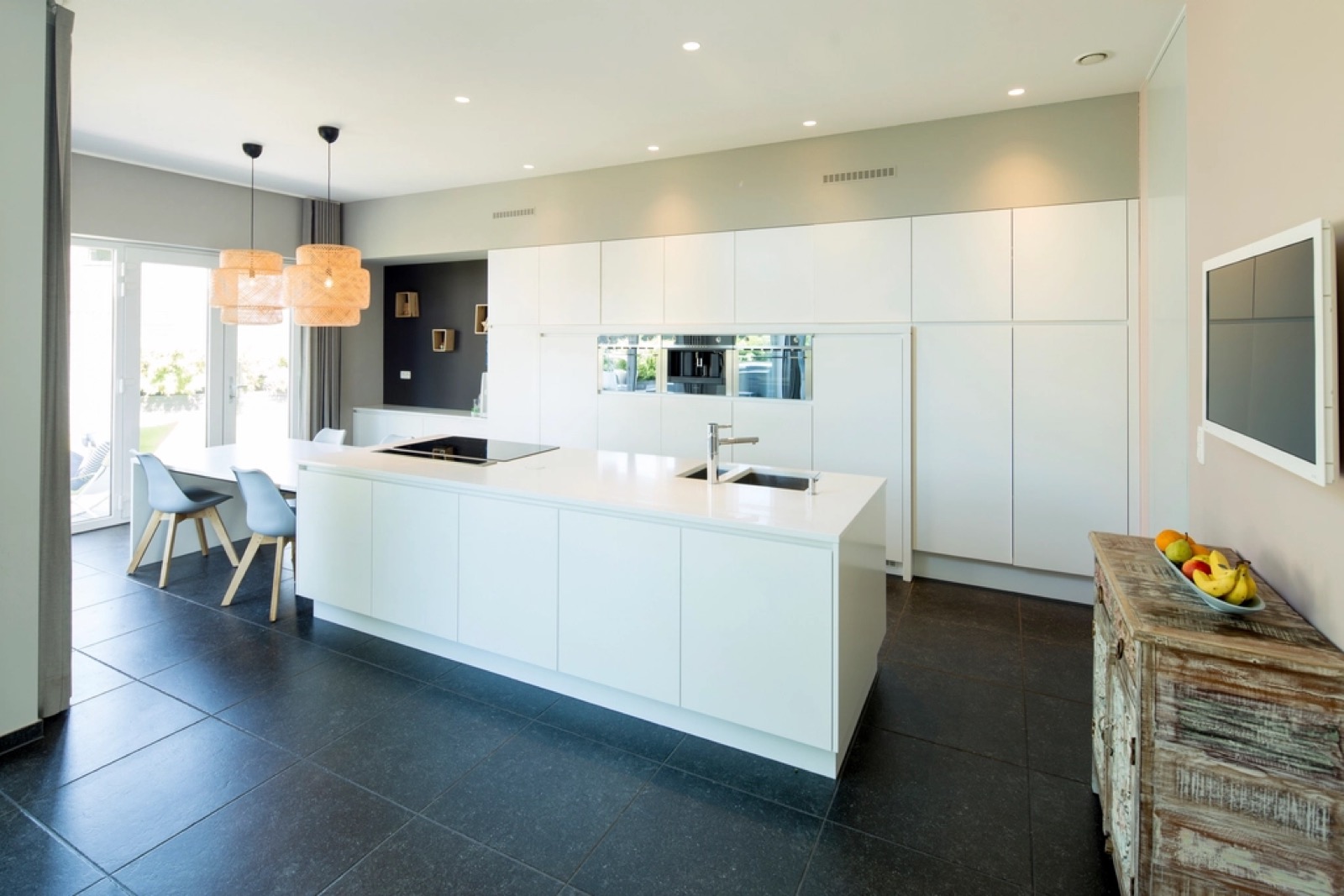 Newly remodeled white modern kitchen in Port St. Lucie
